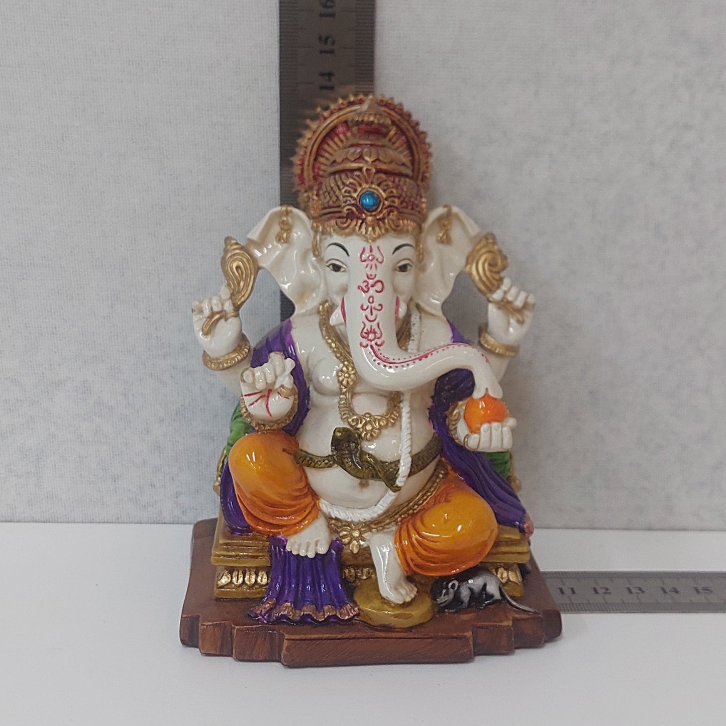 Handmade Poly resin Ganpati Statue For Gifting, Decorative Showpiece