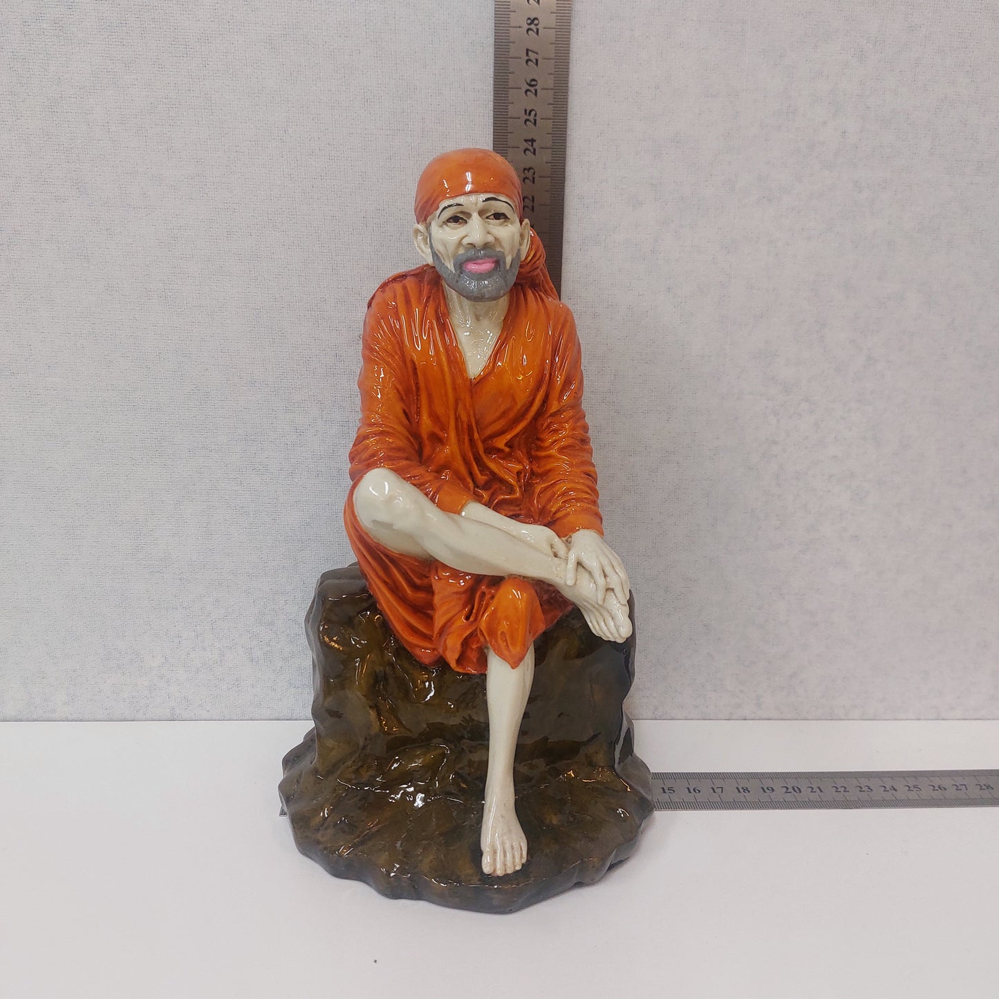 Handmade Poly resin Shirdi Sai Baba Statue For Gifting, Decorative Showpiece