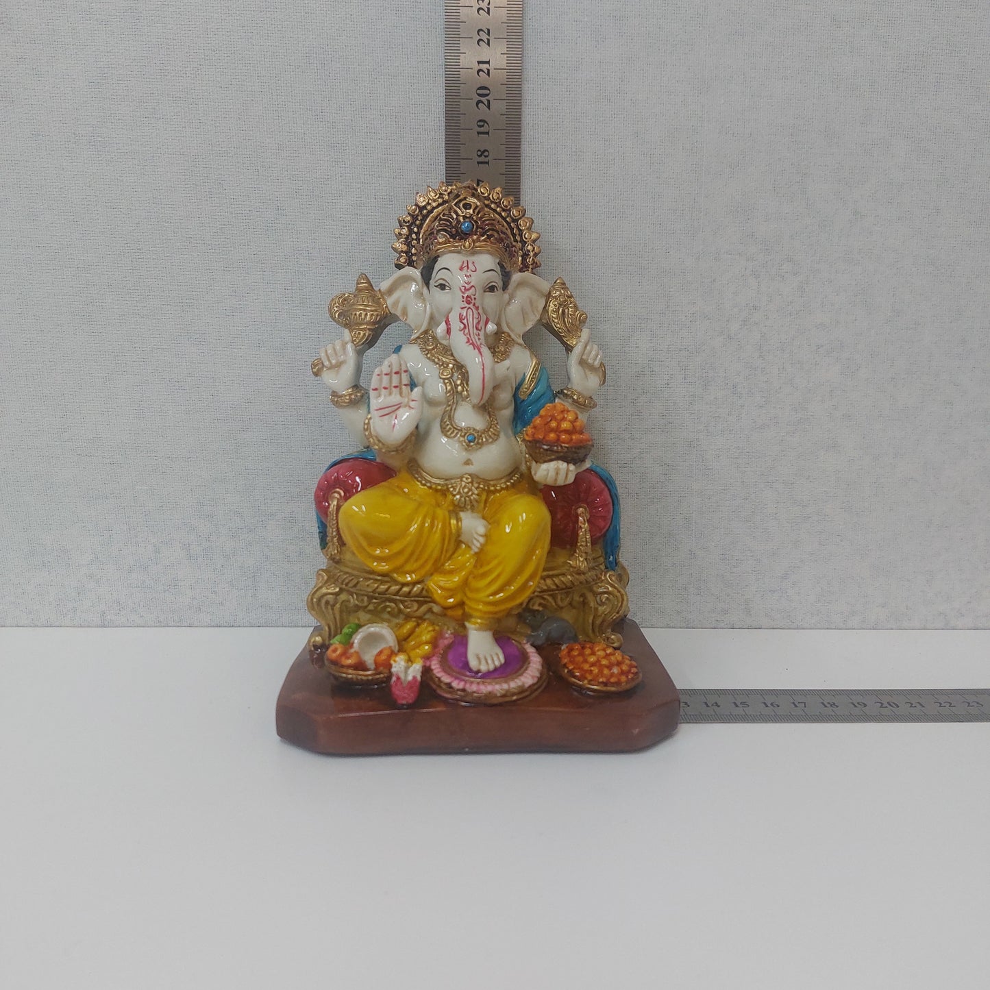 Handmade Poly resin Ganpati Statue For Gifting, Decorative Showpiece
