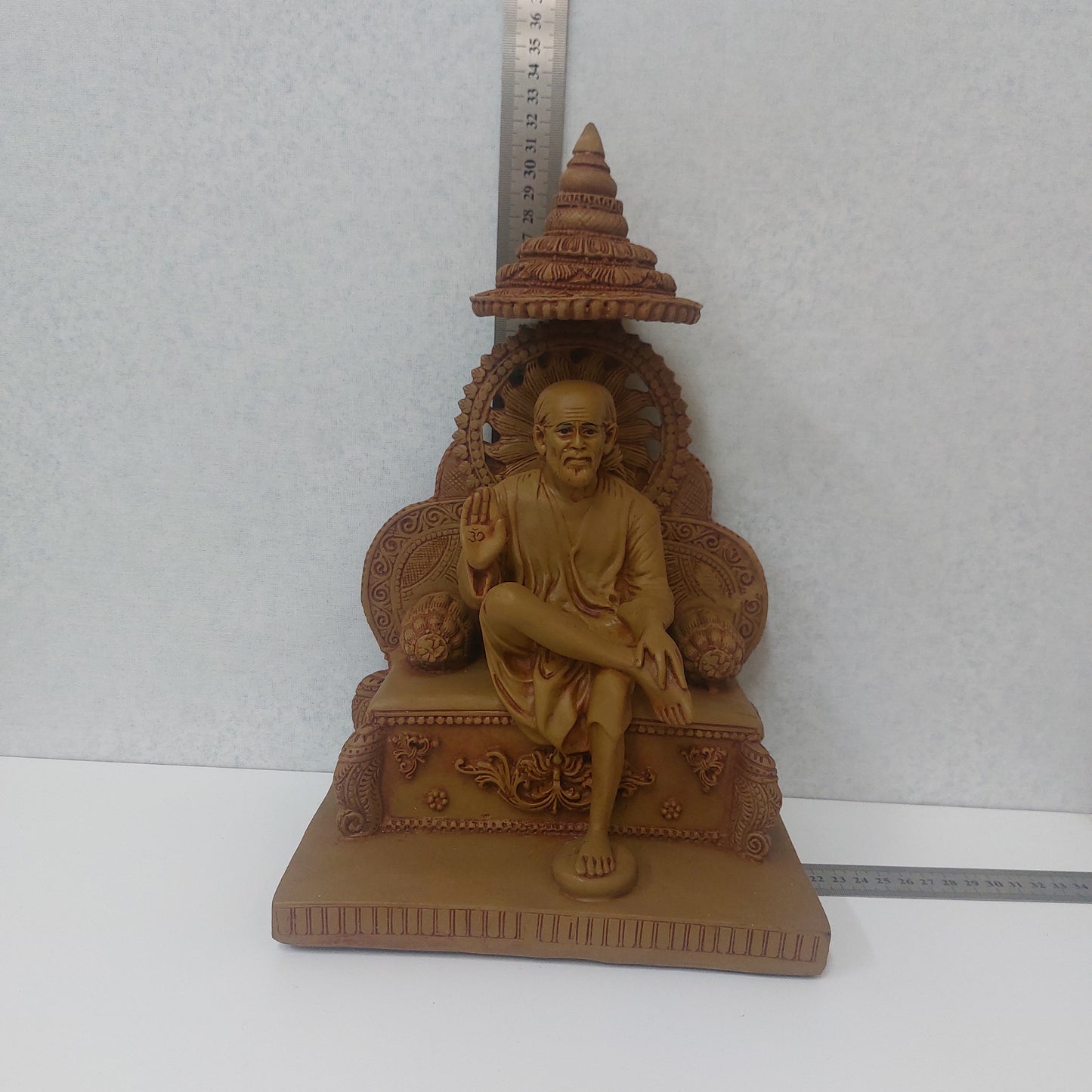 Handmade Poly resin Shirdi Sai Baba Statue For Gifting, Decorative Showpiece