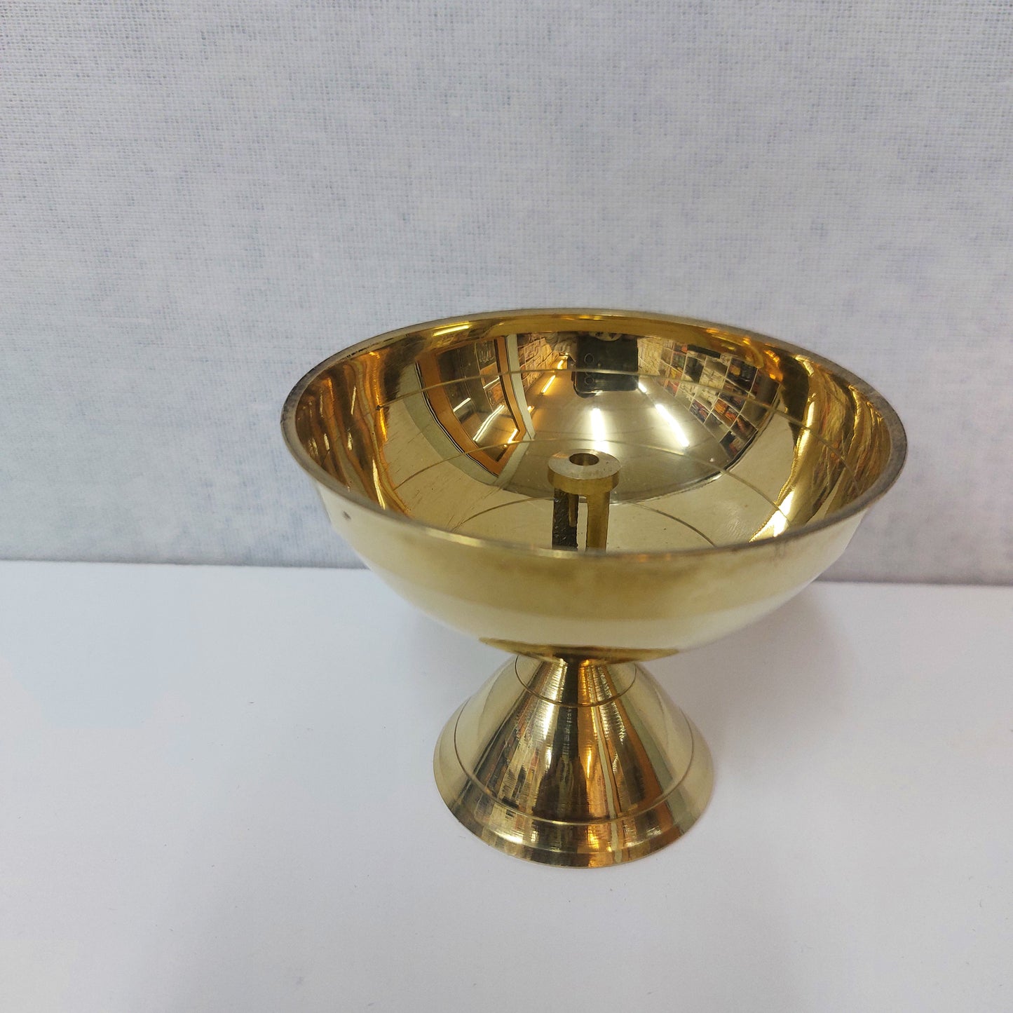 Brass Nanda Deepam / Pyali Deep