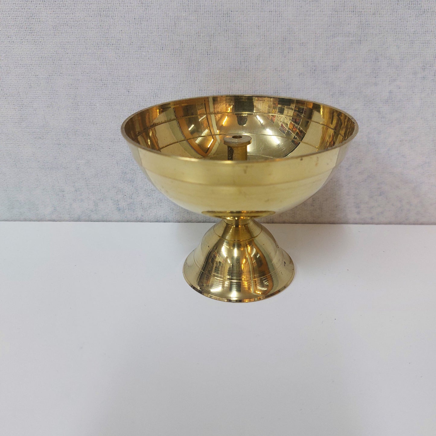 Brass Nanda Deepam / Pyali Deep