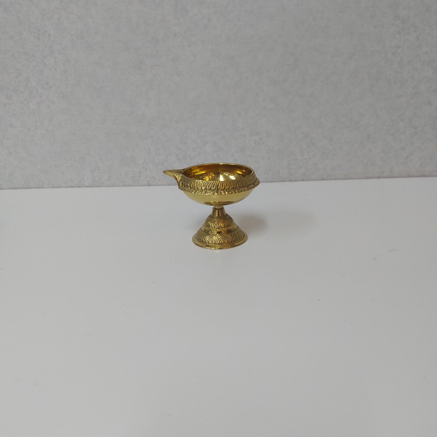 Brass Kubera Vilakku Stand / Kubera Vilakku Oil Lamp/ Brass Thibam Vilakku With Stand