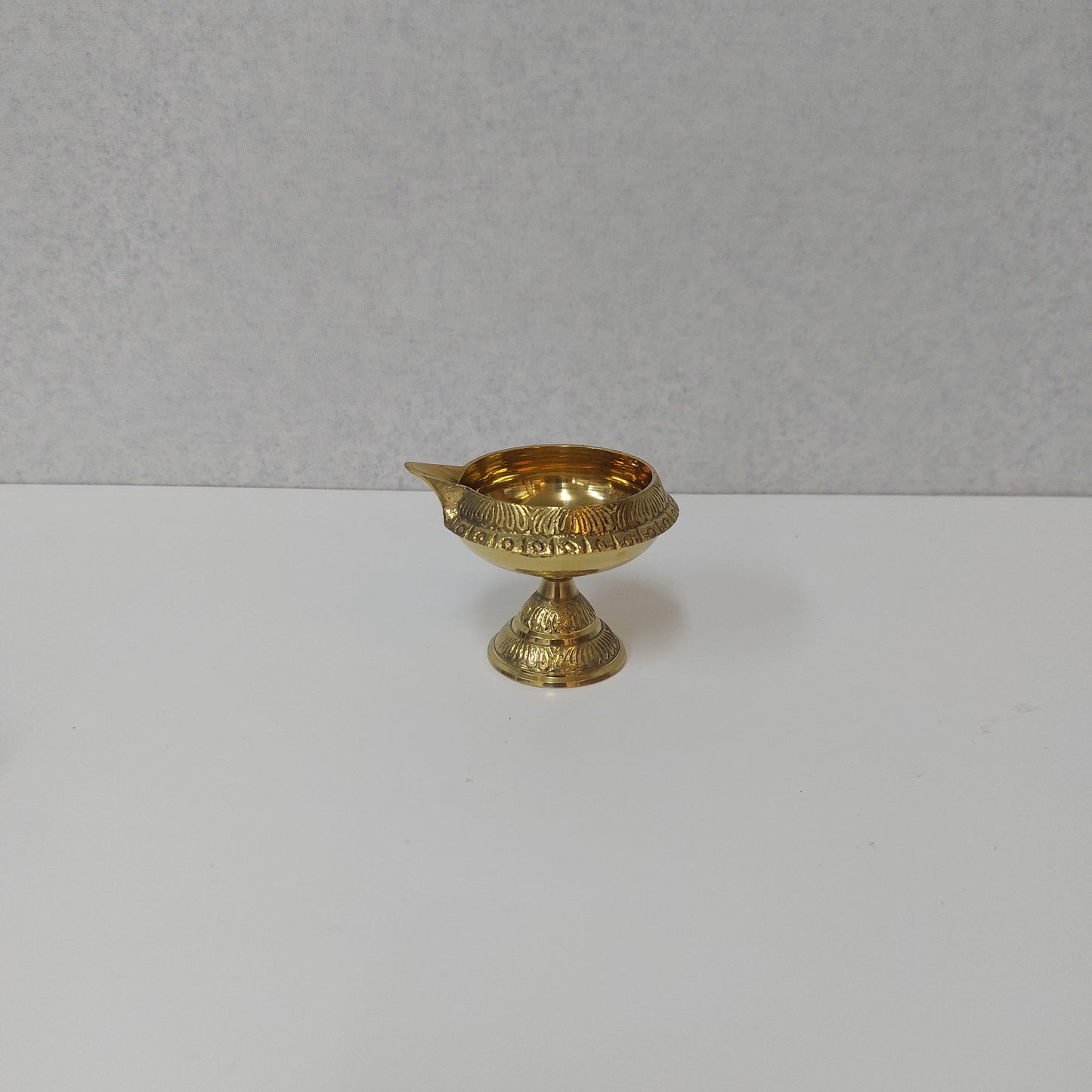Brass Kubera Vilakku Stand / Kubera Vilakku Oil Lamp/ Brass Thibam Vilakku With Stand