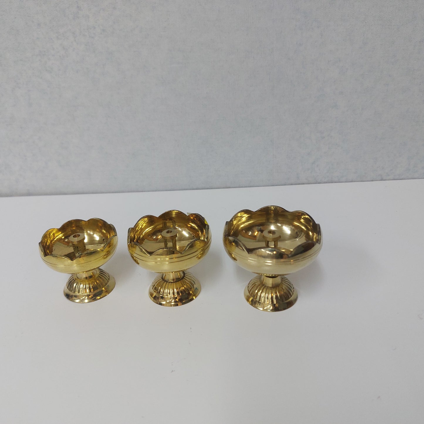 Brass Lotus Vilakku / Brass Flower Diya / Brass Diya Lotus Oil Lamp