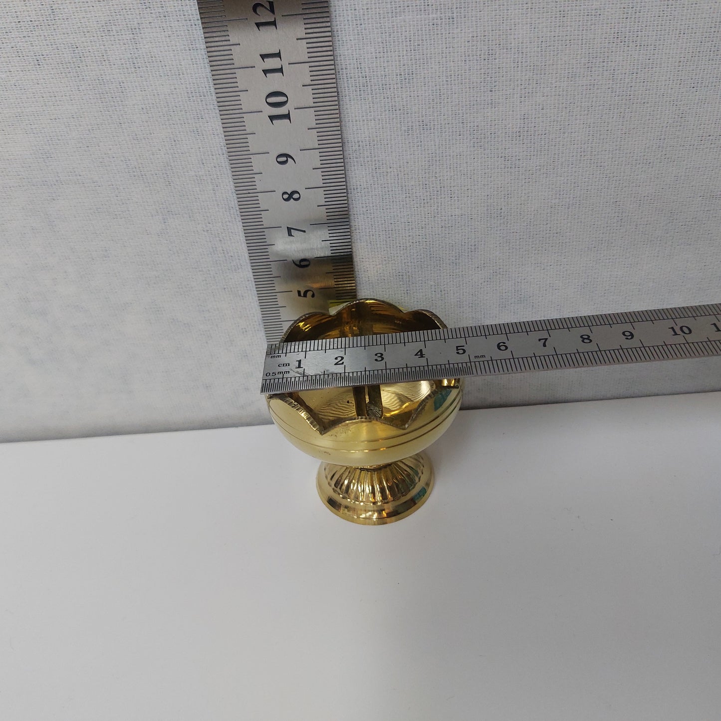 Brass Lotus Vilakku / Brass Flower Diya / Brass Diya Lotus Oil Lamp