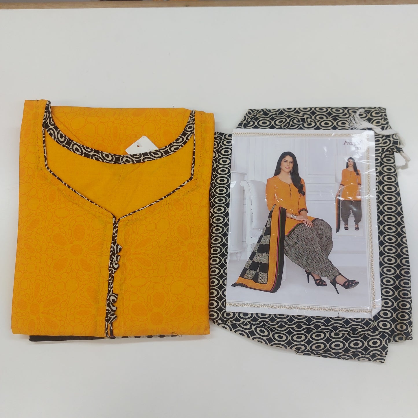 Pranjul Colourful Pure Cotton Readymade Punjabi Suit / Salwar Suit.